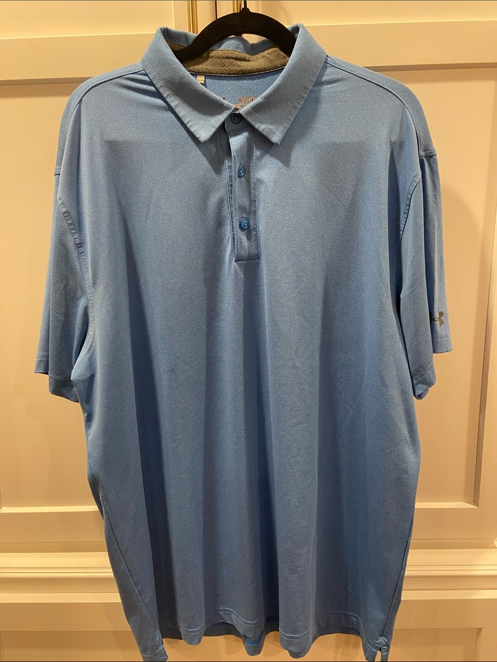 Under Armour Men’s Light Blue Loose heat gear Performance Polo